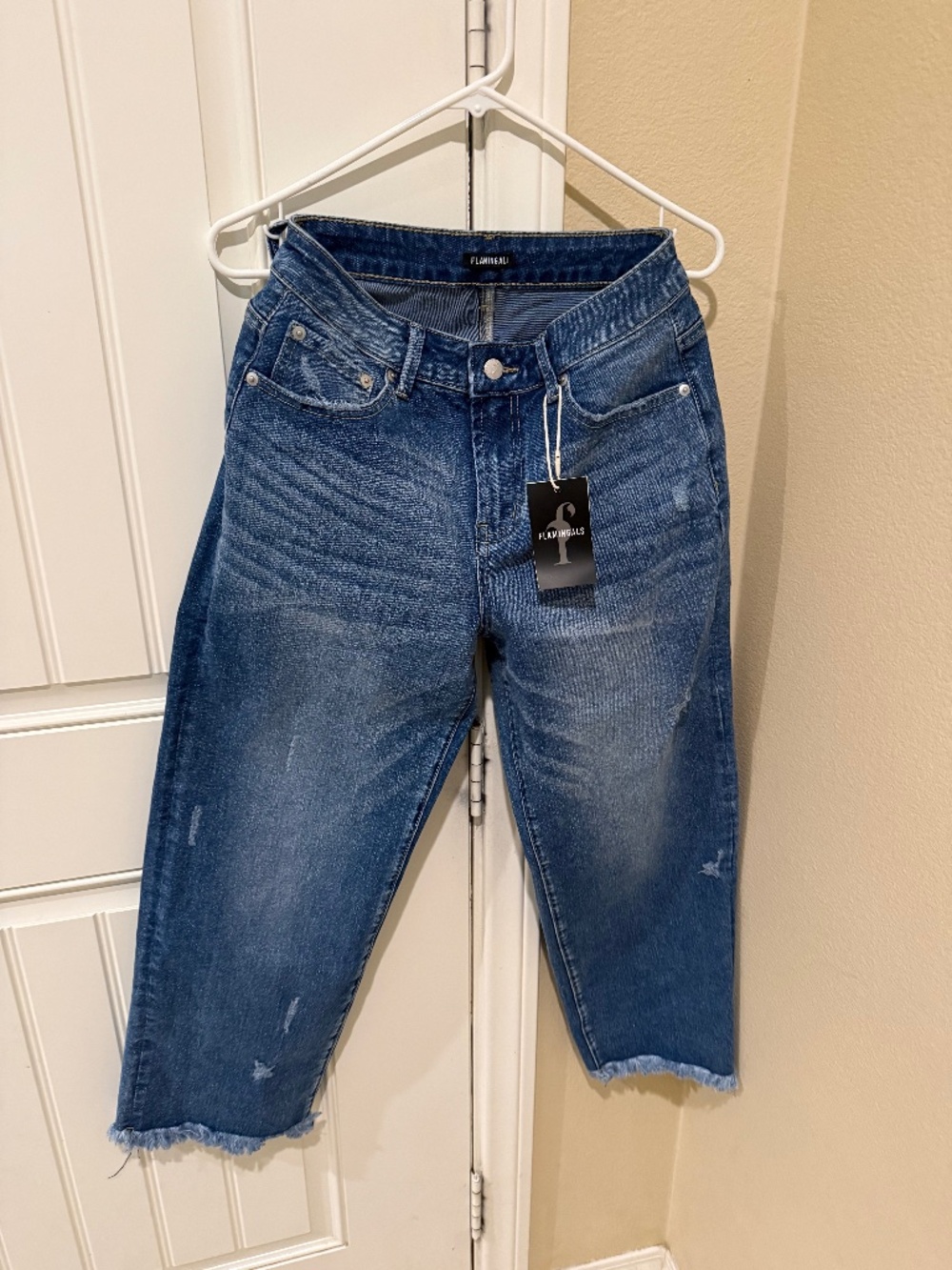 New with Tags Flamingals Straight Cropped Distressed Denim Jeans, Size Small